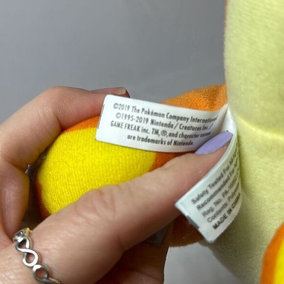 CHARMANDER Pokemon 9” Plush 2019 Nintendo Toy Factory - Picture 10 of 10